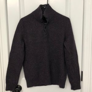 Men’s sweater